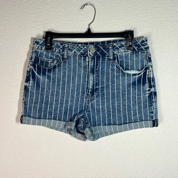 SO Blue Striped Cuffed Hem High Rise Shortie‎ Jeans Shorts Women's Size 13/31 - Picture 1 of 6